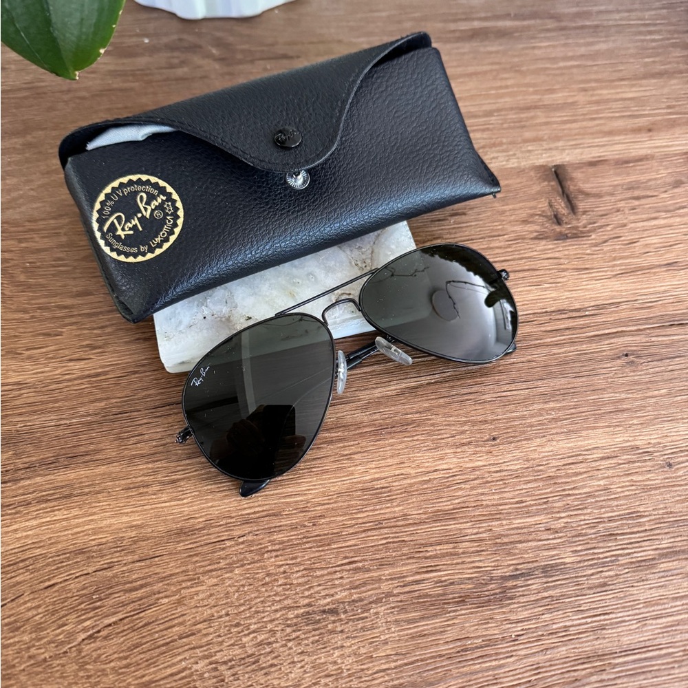 Ray-Ban Classic Black Aviator Metal Sunglasses 3025 135 53 14 unisex - Picture 9 of 9